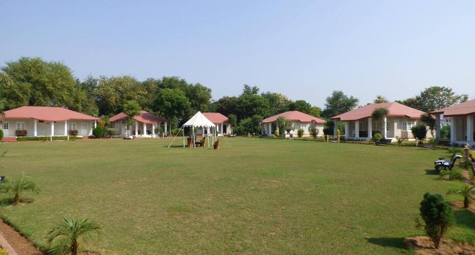 Tiger Den Resort, Ranthambore 1